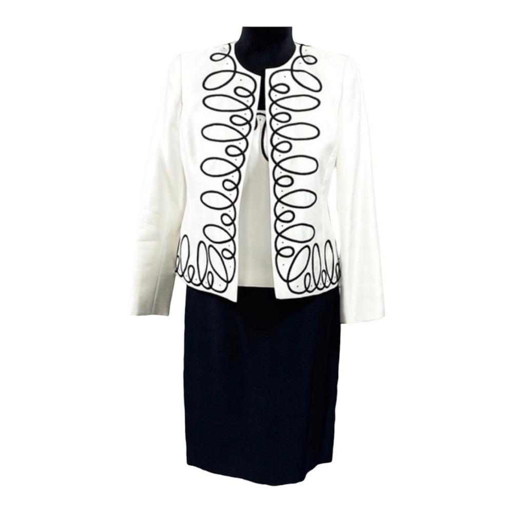 Kasper 3-Piece Women's Suit Set - Size 6P - Elegant Black Skirt and Open Blazer.